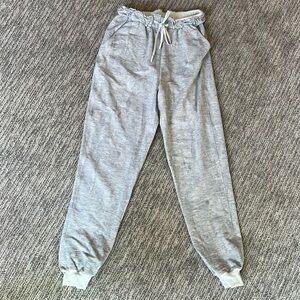 Grey lulu joggers